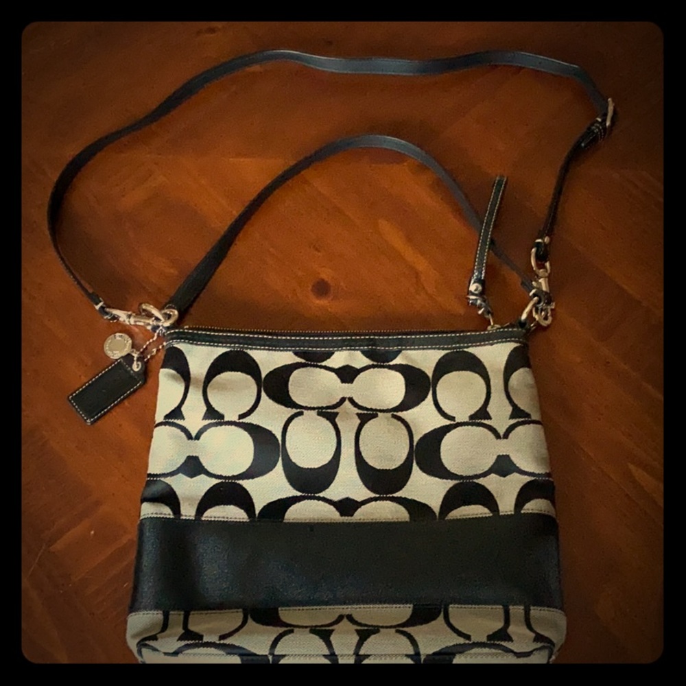 Coach purse 
*make me a reasonable offer!*